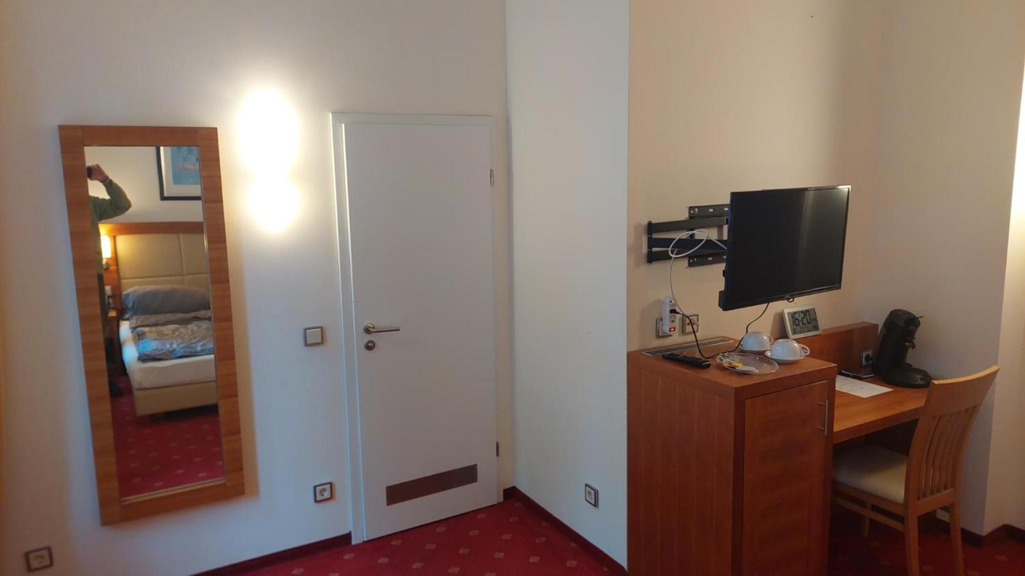 לברקוסן Die Villa, Zimmer 26, Dz מראה חיצוני תמונה